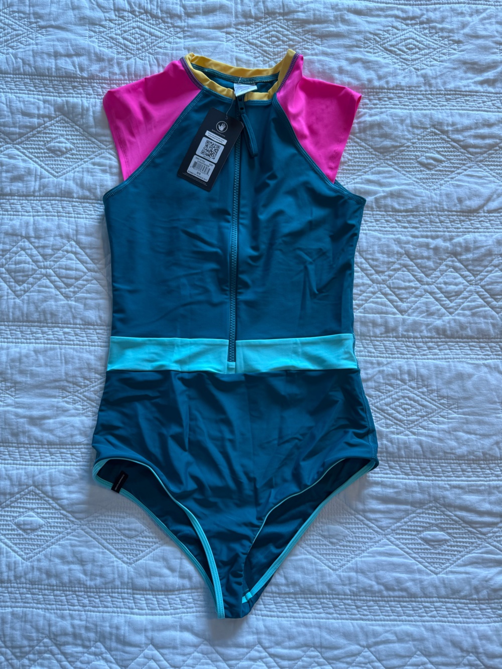 Body glove SUP surf 1piece rash guard; spf. Womens bathing suit